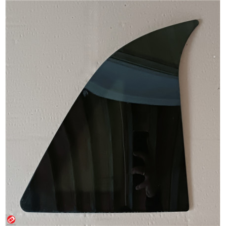 1403884 REAR RIGHT QUARTER GLASS DUÉ P85 P88 6